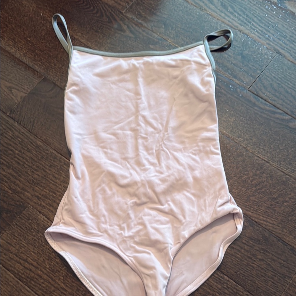 Yumiko light pink leotard